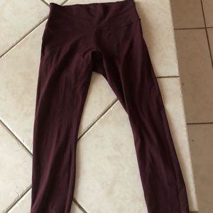 Lululemon cropped wunder unders